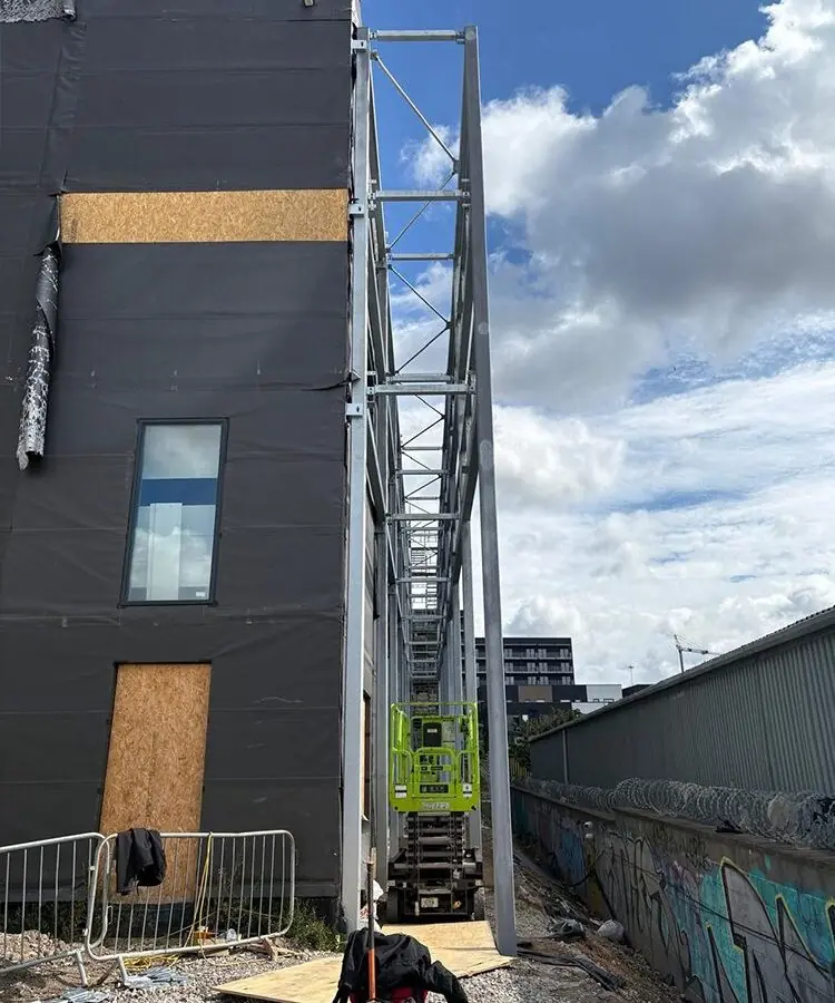 40T Walkway in Leeds