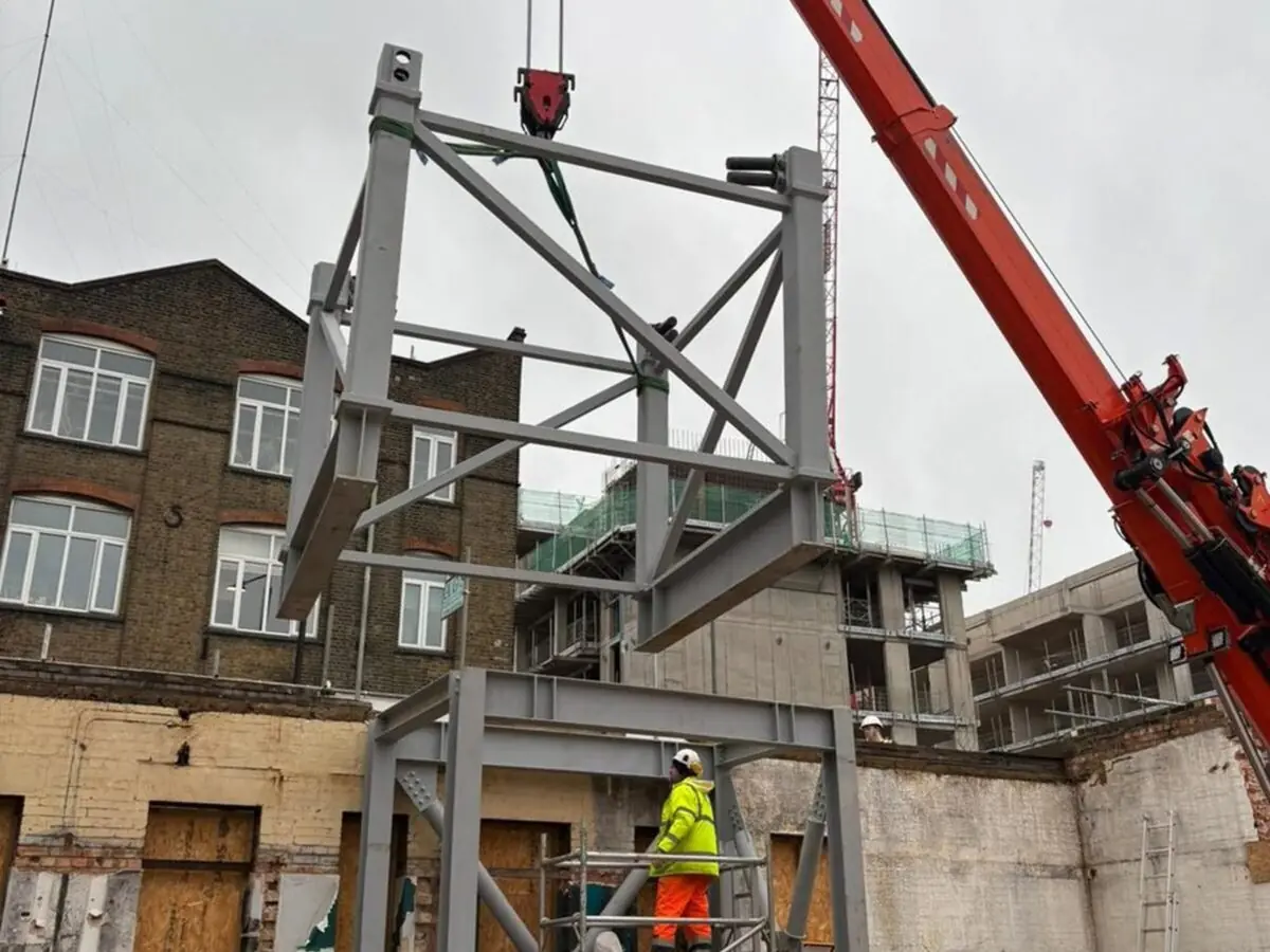 Large Steel Construction and Erection Project London December 2025